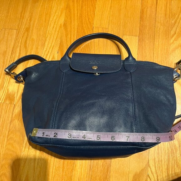 Longchamp Leather Le Pliage (Medium Size in Navy Blue) - Picture 12 of 16